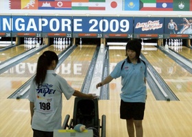 Singapore 2009 | Bowling