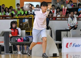 Singapore 2009 | Bowling